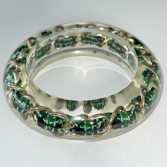 AUTH 2014 CHANEL Clear Resin Lucite Green Tweed Gold Chain Logo Bangle Bracelet - Picture 12 of 16